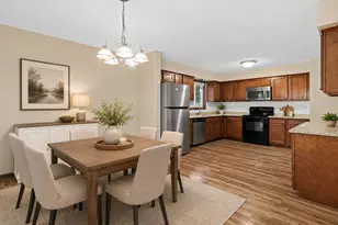 3749 Goodwin Ct N, Oakdale, MN 55128 - Photo 2