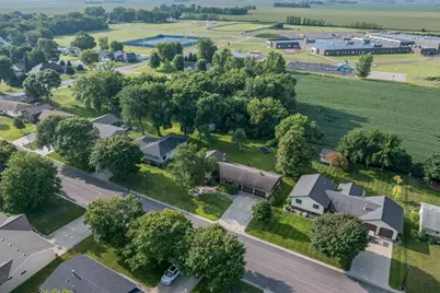702 8th Street SW, Wells, MN 56097 - Photo 28