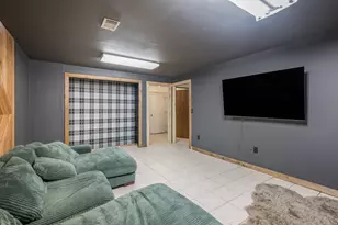 702 8th St SW, Wells, MN 56097 - Photo 48