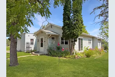 318 Clearwater Avenue NW, Bagley, MN 56621 - Photo 1