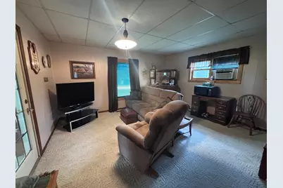 185 Red Lake Avenue E, Plummer, MN 56748 - Photo 8