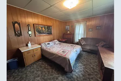 185 Red Lake Avenue E, Plummer, MN 56748 - Photo 10