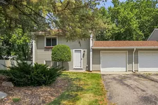 7093 146th St W, Apple Valley, MN 55124 - Photo 2
