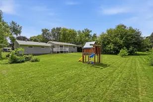 429 8th St SE, Cokato, MN 55321 - Photo 2