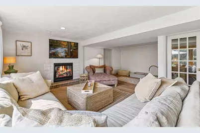 15803 Holdridge Road E, Wayzata, MN 55391 - Photo 32
