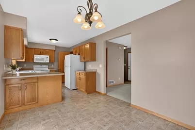 327 10th Avenue NW, Byron, MN 55920 - Photo 8