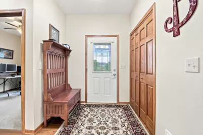 1572 Gray Fox Drive NE, Owatonna, MN 55060 - Photo 4