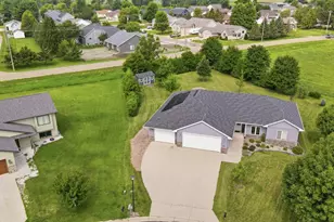 1572 Gray Fox Dr NE, Owatonna, MN 55060 - Photo 52