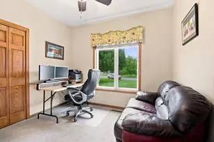 1572 Gray Fox Dr NE, Owatonna, MN 55060 - Photo 24