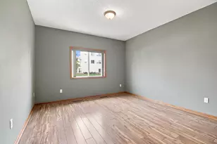 621 Ashley Ln, Owatonna, MN 55060 - Photo 14