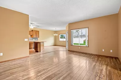 621 Ashley Lane, Owatonna, MN 55060 - Photo 12