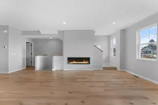 1523 Trellis Ln, West Saint Paul, MN 55118 - Photo 2