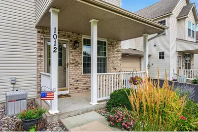 1012 Heldt Street, Chaska, MN 55318 - Photo 2