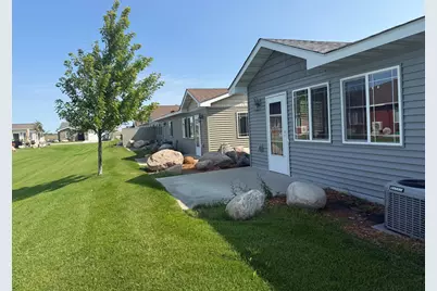 1615 30th Street NW #23, Bemidji, MN 56601 - Photo 4