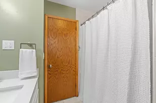 8730 Portland Ave S, Bloomington, MN 55420 - Photo 16