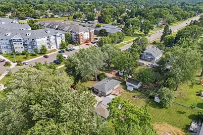 8730 Portland Avenue S, Bloomington, MN 55420 - Photo 28