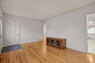 5000 Fairview Avenue N, Crystal, MN 55429 - Photo 8