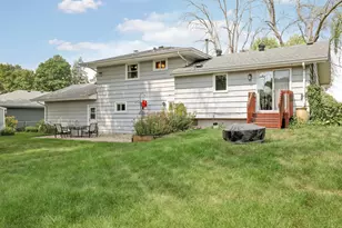4541 Heritage Hills Cir, Bloomington, MN 55437 - Photo 34