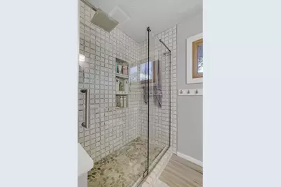 4541 Heritage Hills Circle, Bloomington, MN 55437 - Photo 18