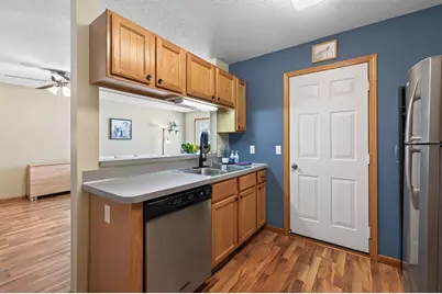 11625 Elmwood Avenue N, Champlin, MN 55316 - Photo 10