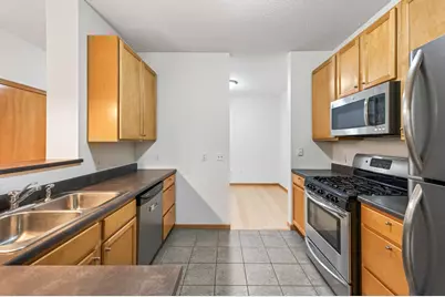 2565 Franklin Avenue #102, Saint Paul, MN 55114 - Photo 14