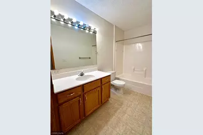 1567 Dublin Court, Shakopee, MN 55379 - Photo 16