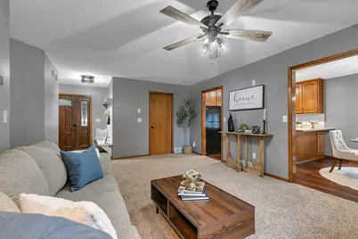 914 Willow Grove Circle, Waite Park, MN 56387 - Photo 4