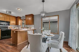 914 Willow Grove Cir, Waite Park, MN 56387 - Photo 10