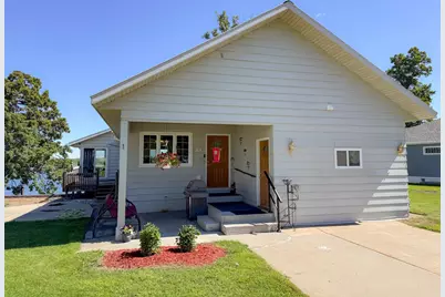 1907 S Lake Irving Drive SW, Bemidji, MN 56601 - Photo 2