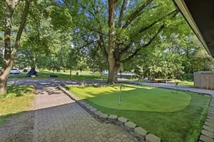 14823 Walker Pl, Minnetonka, MN 55345 - Photo 4