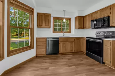 12973 Eastview Court, Apple Valley, MN 55124 - Photo 14