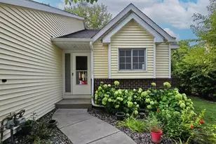 12973 Eastview Ct, Apple Valley, MN 55124 - Photo 4