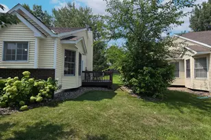 12973 Eastview Ct, Apple Valley, MN 55124 - Photo 6