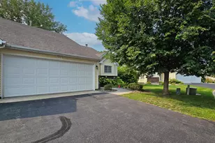 12973 Eastview Ct, Apple Valley, MN 55124 - Photo 2
