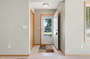 1005 Ivy Ridge Terrace, Buffalo, MN 55313 - Photo 4