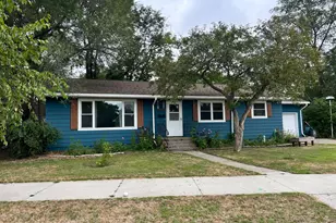 204 Homecrest Ave SE, Wadena, MN 56482 - Photo 1