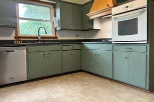 204 Homecrest Ave SE, Wadena, MN 56482 - Photo 4