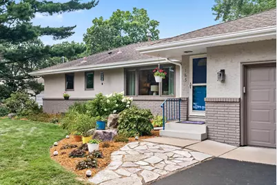 165 Hartman Circle NE, Fridley, MN 55432 - Photo 6