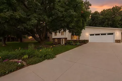 283 Capitol View Avenue, Roseville, MN 55113 - Photo 46