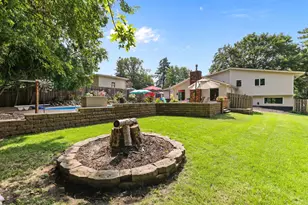283 Capitol View Ave, Roseville, MN 55113 - Photo 6