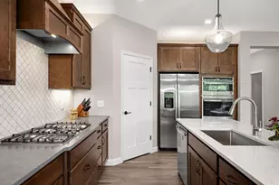 7816 Bridgewater Ct, Greenfield, MN 55373 - Photo 8