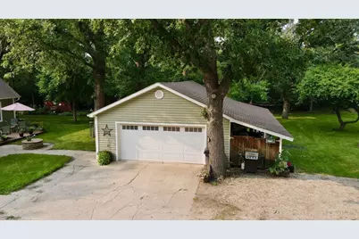 17262 130th Avenue NE, Thief River Falls, MN 56701 - Photo 4