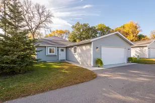 92 Birch Ave, Alexandria, MN 56308 - Photo 1