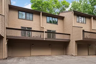 365 W Eagle Lake Dr, Maple Grove, MN 55369 - Photo 20