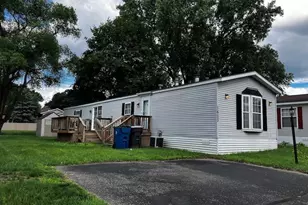 1623 Hall St, Shoreview, MN 55126 - Photo 1