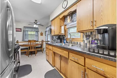 6701 Regent Avenue N, Brooklyn Center, MN 55429 - Photo 12