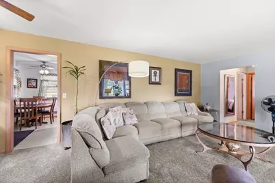 6701 Regent Avenue N, Brooklyn Center, MN 55429 - Photo 6