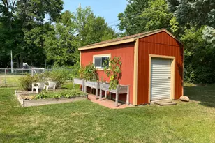 1119 Lake St, Alexandria, MN 56308 - Photo 10