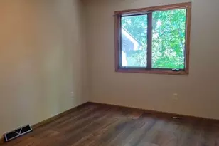 28957 Linden Ave, Lindstrom, MN 55045 - Photo 10