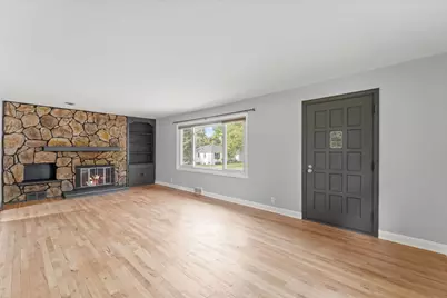 2930 Bay Street, Wayzata, MN 55391 - Photo 14